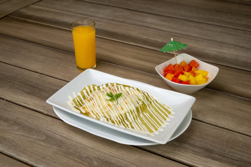 Salmon fillet catering dish